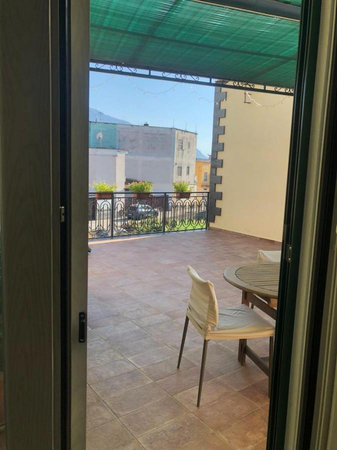 Apartament Hibiscus Castellammare di Stabia Zewnętrze zdjęcie