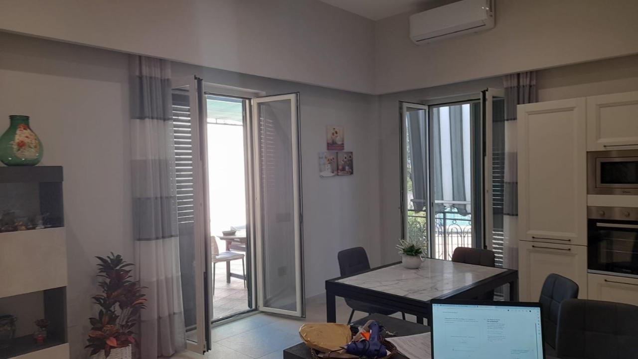Apartament Hibiscus Castellammare di Stabia Zewnętrze zdjęcie